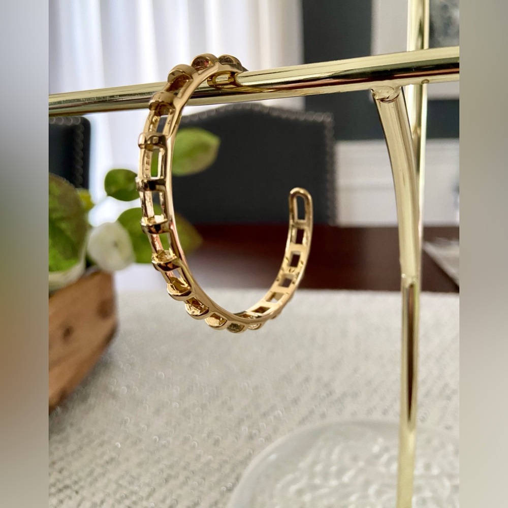 Pretty cuff bracelet in golden tone metal - Picture 2 of 16